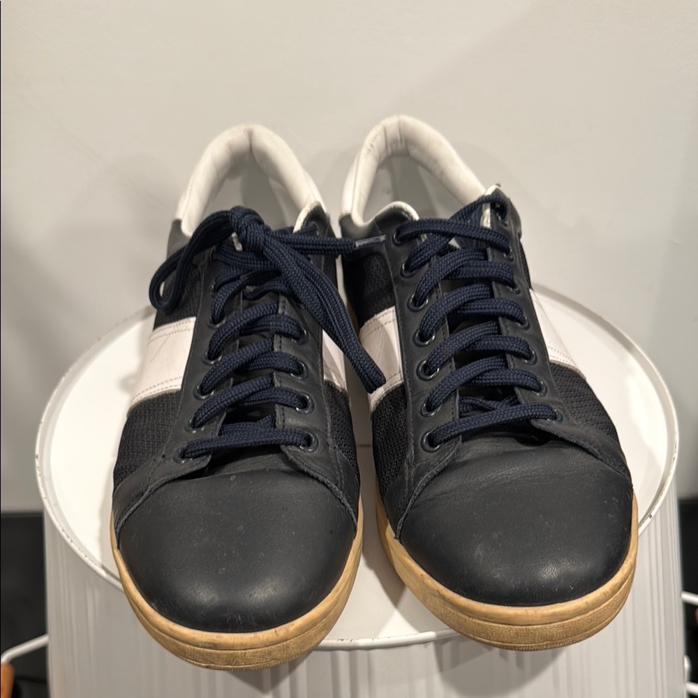 Sandro Blue and White Sneakers with Classic Low-Top Design